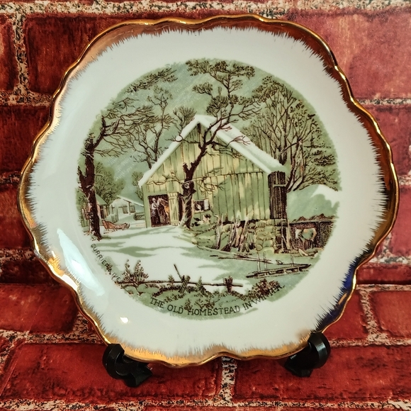 Currier & Ives The Homestead Decorative Hanging Plates - Picture 9 of 13